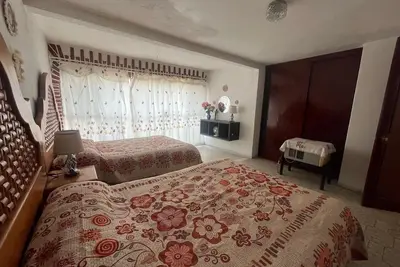 Image de Charming country house, ideal for relaxation and connection with nature.