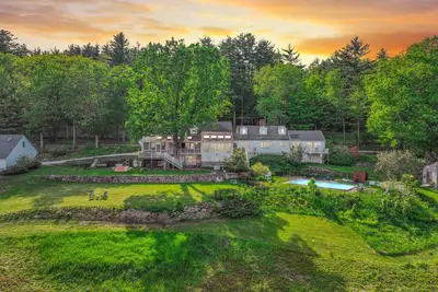 Hillcrest | 100+ Acres, Pool, Views & Sleeps 22