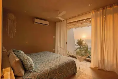 Image de Romantic Mediterranean Escape by the Sea