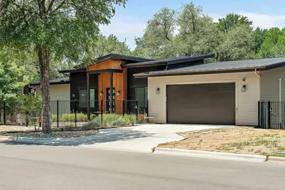 Image de Stylish East Austin Home | 2br | Bbq | Near Dt Atx