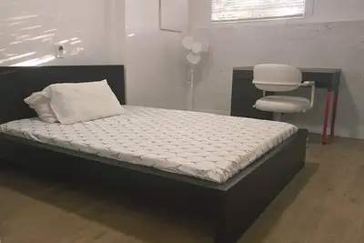 Image de Private bedroom (2) in shared suit