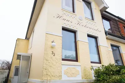 Image de Haus Kehrwieder vacation apartment Neuwerk - living on two floors with terrace