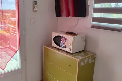 Studio avec grande terrasse 9m² vue exceptionnelle, 5 min écluses de Fonséranes