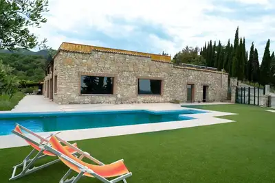 Image de Bel appartement avec climatisation, piscine, Wifi, Tv, balcon et animaux admis