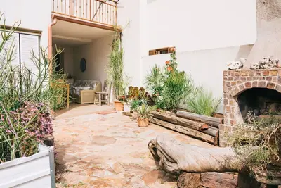 Image de Joli appartement avec Wifi, climatisation, Tv, patio, animaux admis et parking