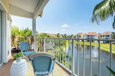 Image de 2br Beach Getaway - Pool, Gym, Near Space Coast