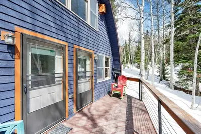 Image de Sunnyside Cabin by Cottonwood Lodging