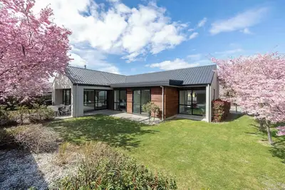 Image de Mountain views in Meadowstone