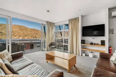 Image de Fabulous Lakeside Marina 3 Bedroom