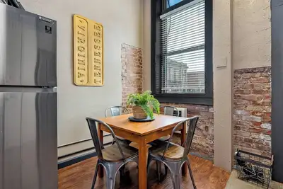 Image de Downtown Bristol Flat