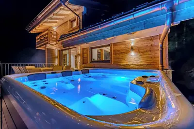 Image de Chalet de luxe à Megève avec spa, sauna et parking