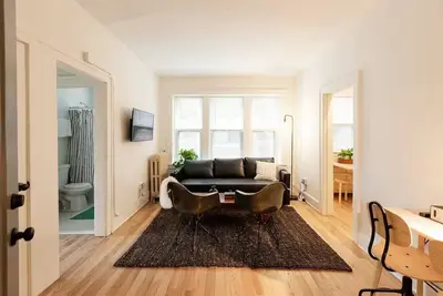 Image de Bright & Stylish 1 Bedroom in the heart of Midtown