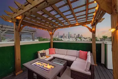 Image de Luxury Downtown 3br Gem W/ Skyline View - Lower Heights