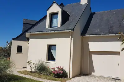 Image de Maison récente dans un domaine calme à Quimiac