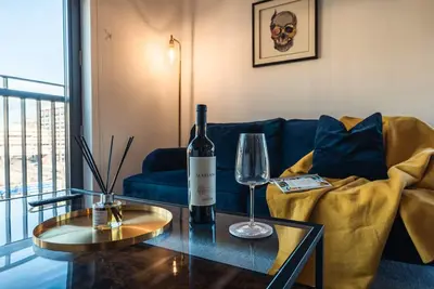 Image de CityView -  Stunning 2 Br Apartment *Iconic Views*