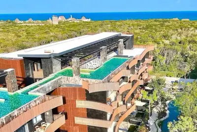 Luxury  2br - Jacuzzi - Rooftop pool - Ocean view