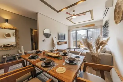 Image de Deluxe corner Apt, 2 Bdr with Partial Ocean View!