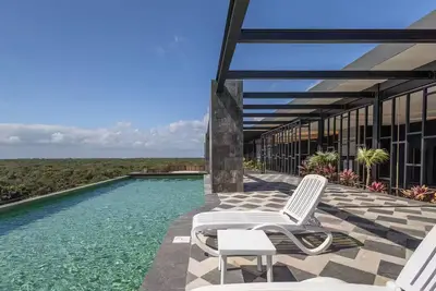 Image de Amazing 1bdr/Jacuzzi steps from sea/maya ruins.