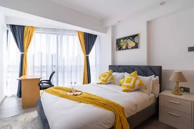 Image de 1 Br apartment in kileleshwa (Nairobi) with Gym/Fast Wifi/5 mins to Yaya Centre