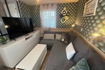 Image de Charmant Mobilhome avec piscine à Hyères