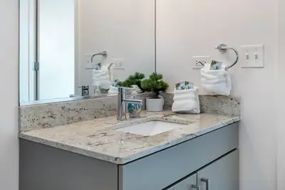 Image de New & Modern  Lux City Escape