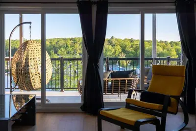 Image de Le Citronnier, vue sur l'eau