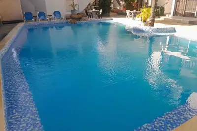 Image de 1-bedroom apartment with air conditioning, kitchen, swimming pool, city center