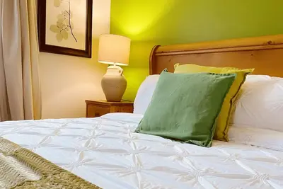 Image de Happy House | Free Parking | Downtown