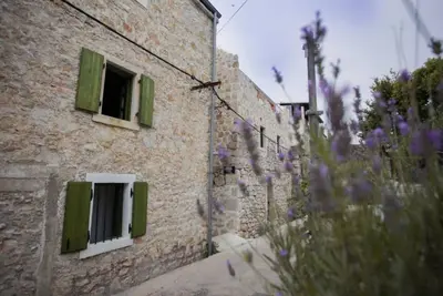 Image de Apartments Stone House Murter - 2 Bedroom/Terrace