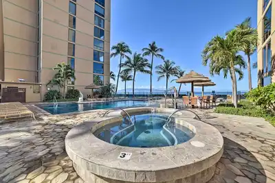 Image de Island Views: Oceanfront Kaanapali Beach Penthouse