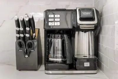 Image de Modern Comfort in a Charming Cottage