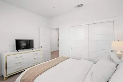 Image de Modern Comfort: Heritage Grove Edition