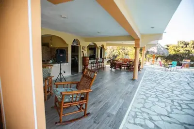 Image de Beautiful villa with Ac in Samaná