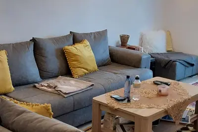 Image de appartement standing, sécurisé, 105 m2, hyper centre ville, 400 m de la plage