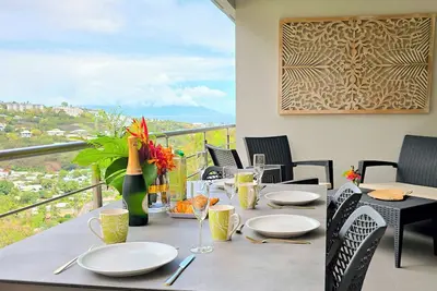 Image de Appt Ateatea, sur les hauteurs de la capitale - 2 ch - piscine - vue mer