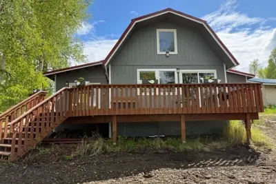 Image de Long Lake Slice of Heaven. Beautiful lake front home with activities for all.