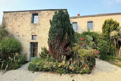 Image de Gîte de charme - 72 m² - 30 min de la mer