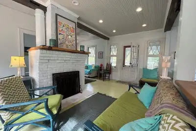 Image de Harbor Springs 4-bedroom cottage.