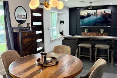 Image de Charming 3br Ranch, Pet Friendly, 7mi to Downtown!