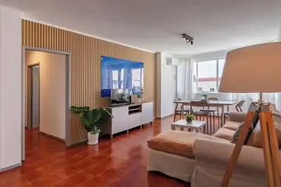 Image de Priolo’s Nest - Azoren Butler