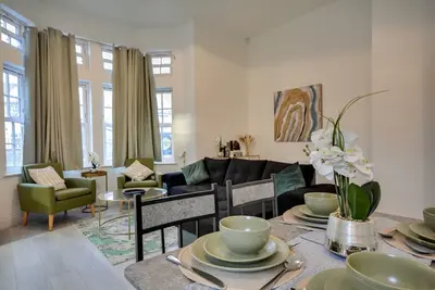 Image de Cosy Wigan Apartment with Sunny Views