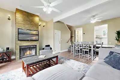 Image de Henlopen Harmony - 3br, 2. 5ba - Sleeps 8 - Walk to Downtown Lewes