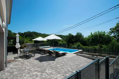 Image de Villa Nola (V1012-K1) - Viškovo