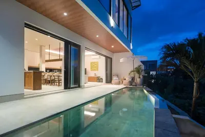 Image de Villa Nirwana — Where Paradise Wakes with the Sea