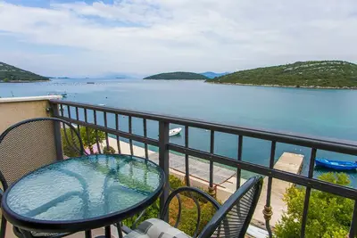 Image de Appartement d'une chambre prés de la plage Luka Dubrava, Peljesac (A-24568-c)