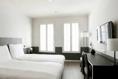 Image de Perfect Harbor Stay w/Onsite Dining | Near Huizen  Attractions & Nature Reserves