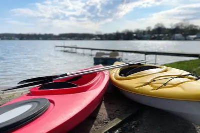 Image de Lake House | Shallow Sandy | Kayaks | Family Fun