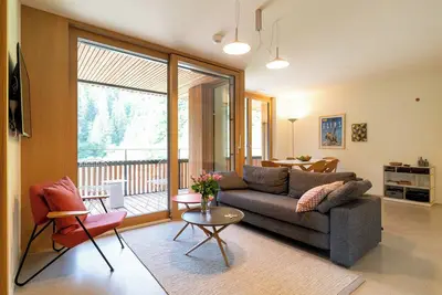 Image de Stenna Selva - bright and modern 3. 5 room apartment for 4 people, approx. 58m2.