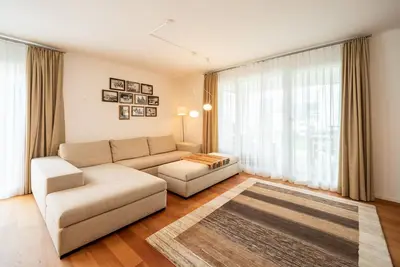 Image de The 3. 5 room apartment Casa Aleca with very good location and wonderful garden.