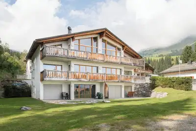 Image de 6. 5-room apartment located in luxurious apartment building above Flims Dorf.